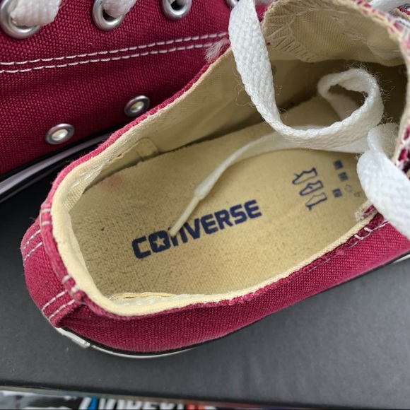 Youth Converse All Stars Size 3y - Picture 3 of 11